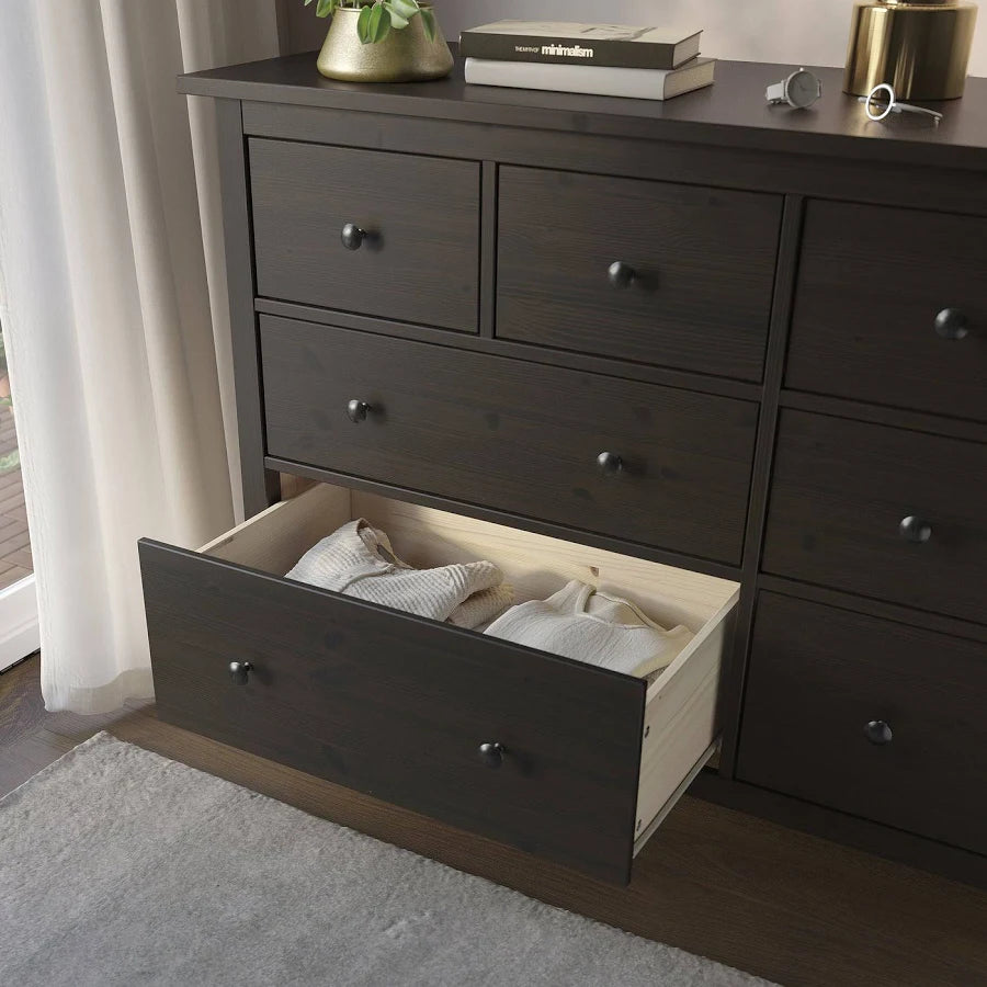 8-drawer dresser